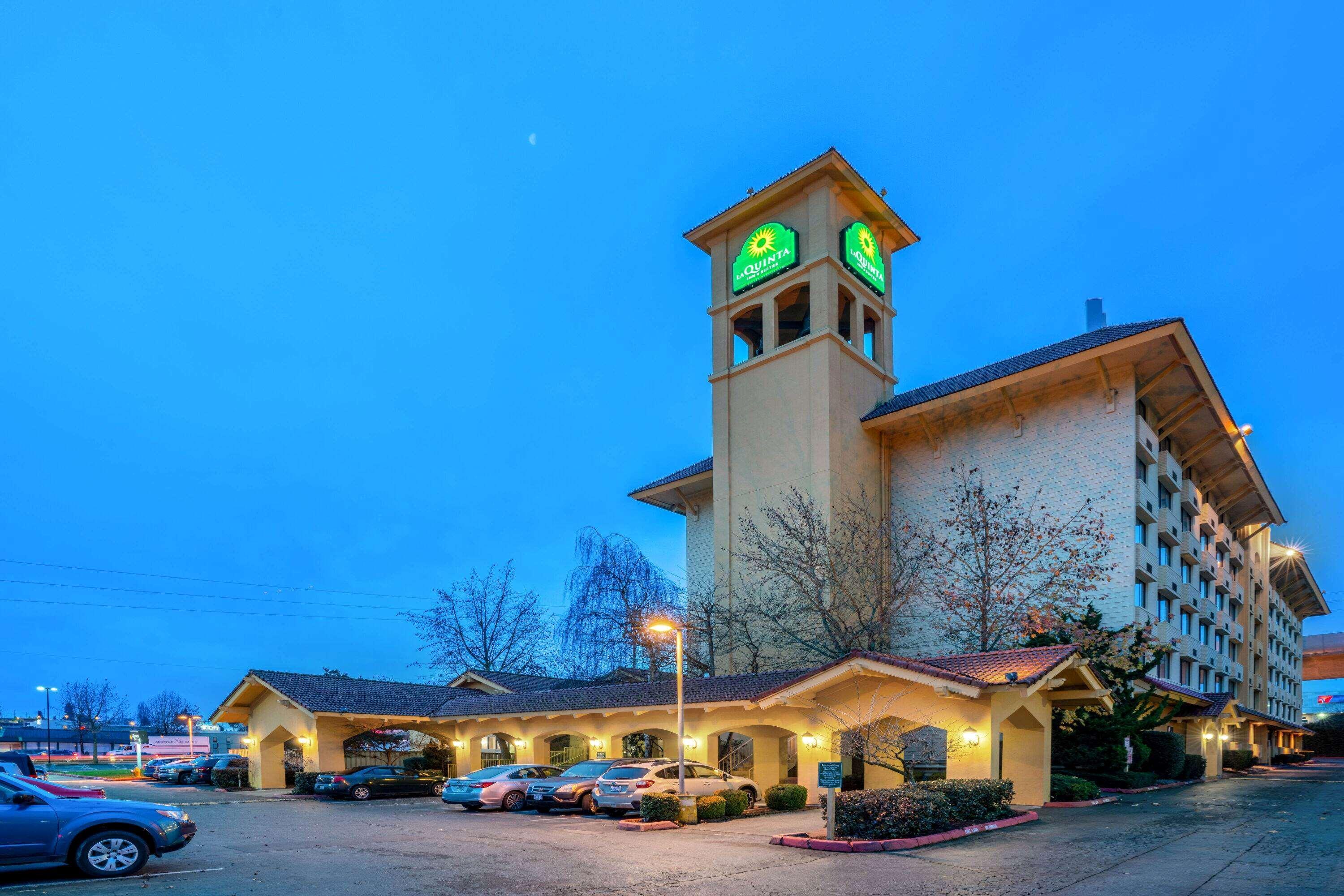Отель La Quinta By Wyndham Seattle Sea-Tac Airport Ситак Экстерьер фото